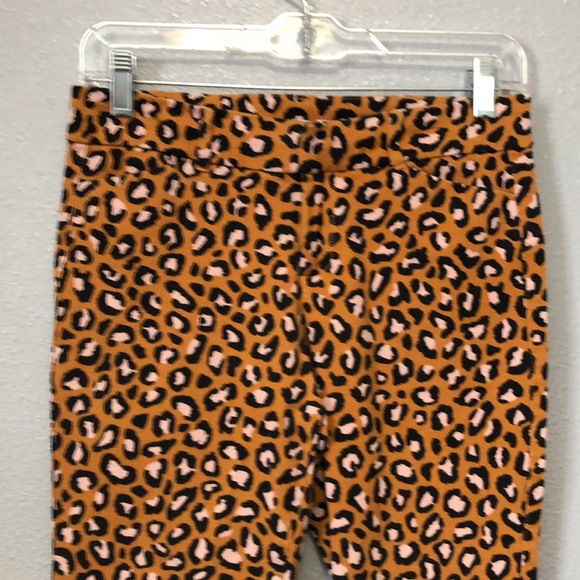 Old Navy Mid-Rise Printed Pixie Ankle Pants for Women's 2 leopard abstract EUC - Picture 3 of 14